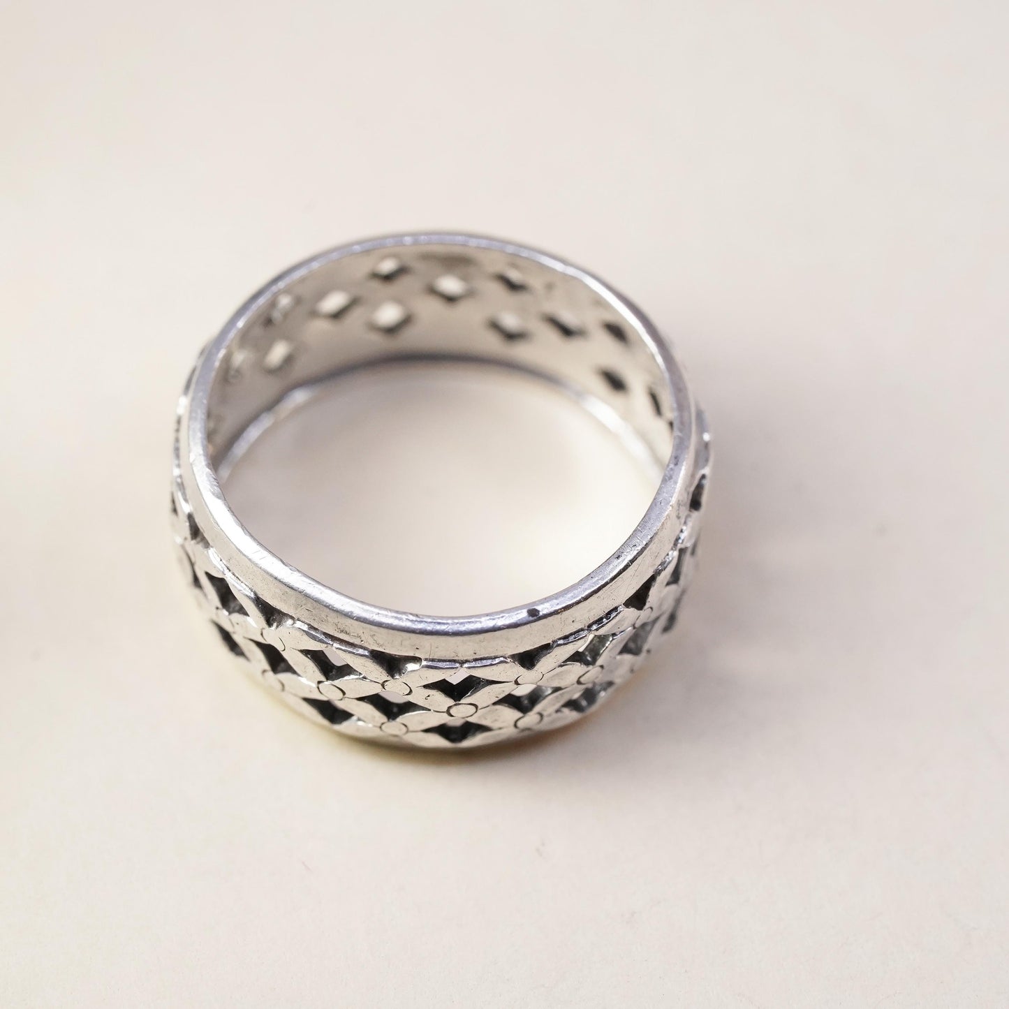 Size 6.75, VTG southwestern Sterling 925 silver ring band with woven texture