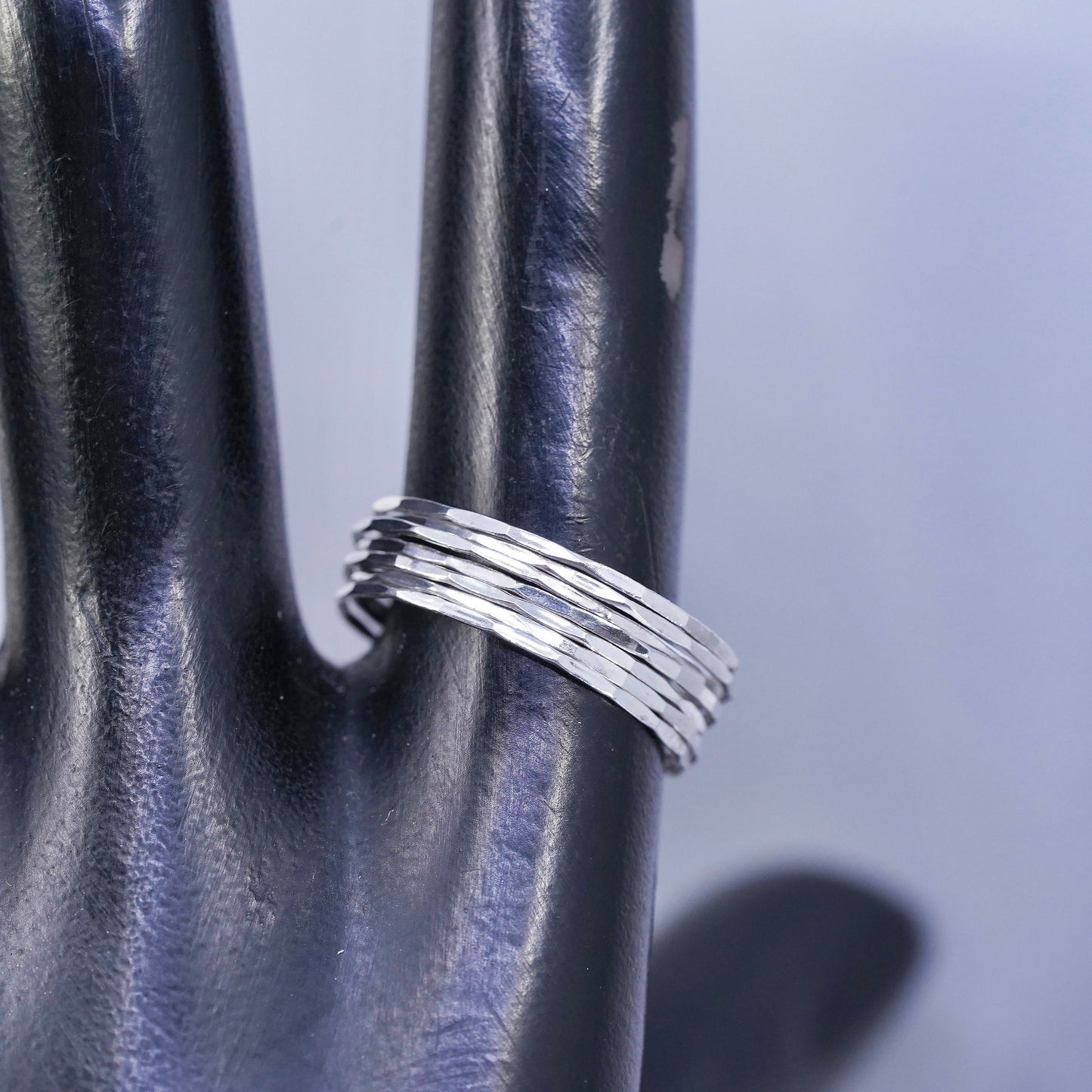 Size 8, vintage southwestern Sterling 925 silver multi strands ring, band