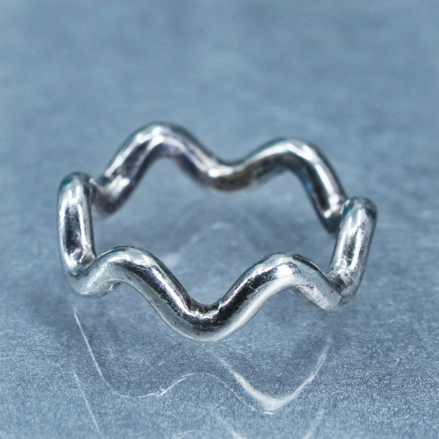 Size 4.75, vintage modern Sterling 925 silver handmade ring, wavy band