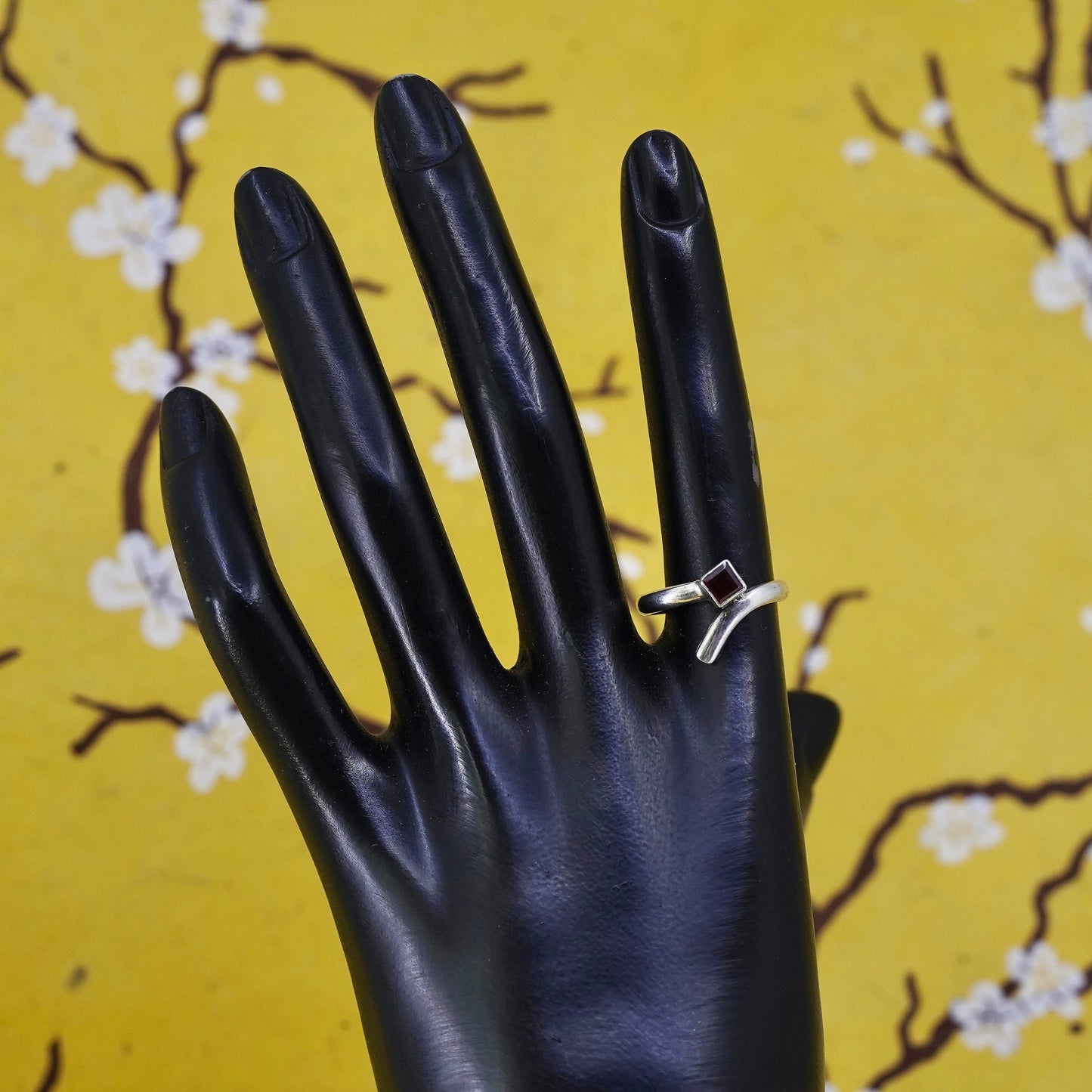 Size 7.25, vintage Sterling 925 handmade ring with garnet
