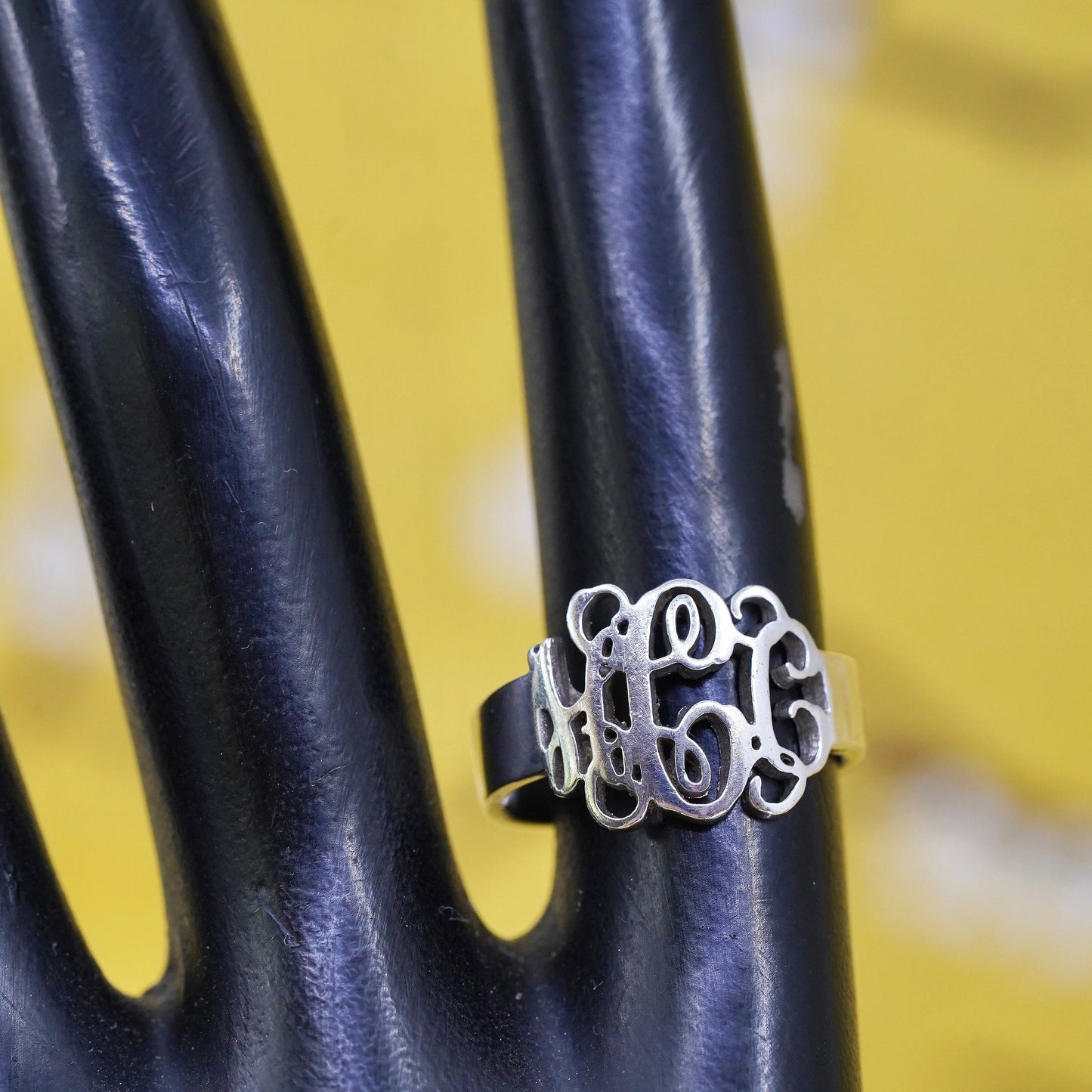 Size 6.5, vintage Sterling 925 silver handmade ring engraved monogram “HCC”
