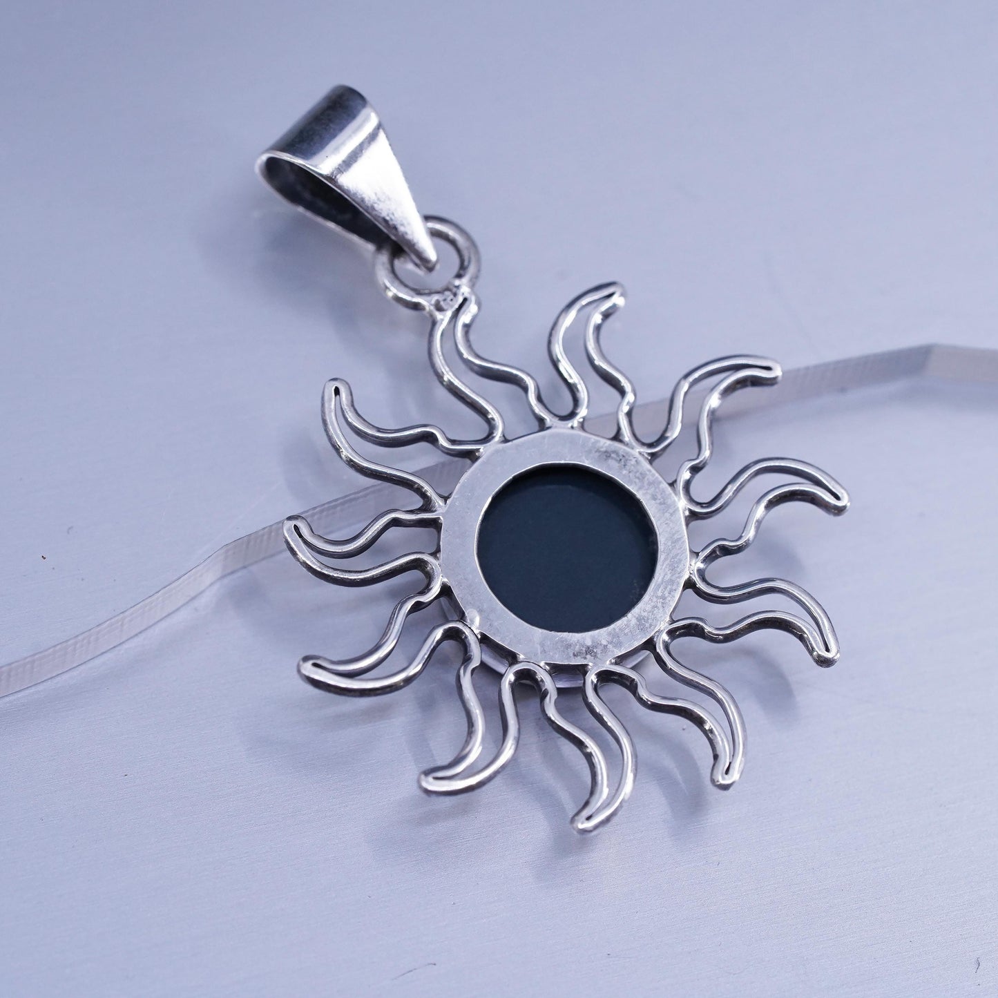 Mexican sterling 925 silver handmade sun flower pendant with circle onyx inlay