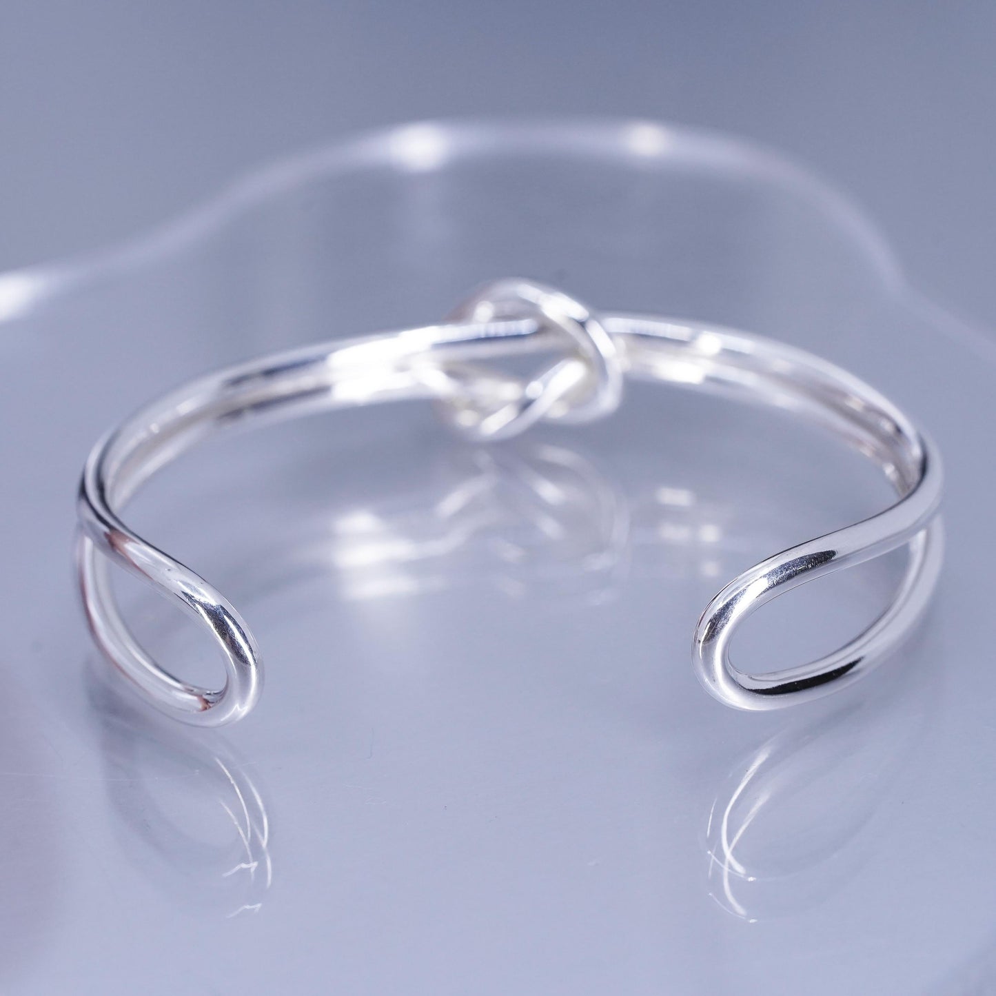 7.75”, Vintage Sterling 925 silver handmade bracelet, twisted knotted cuff