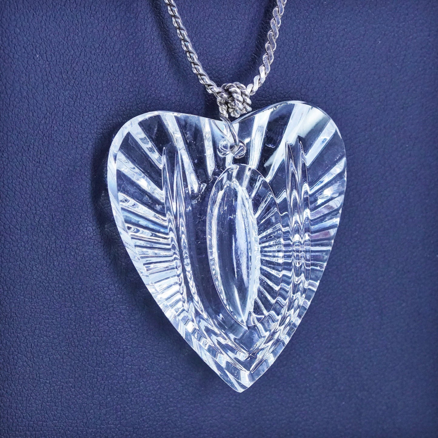 20” 2mm, Vintage sterling 925 silver S-link chain with glass heart pendant