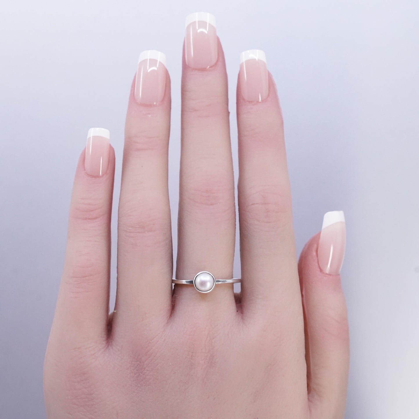 Size 8, vintage Sterling 925 silver handmade stackable ring with pearl