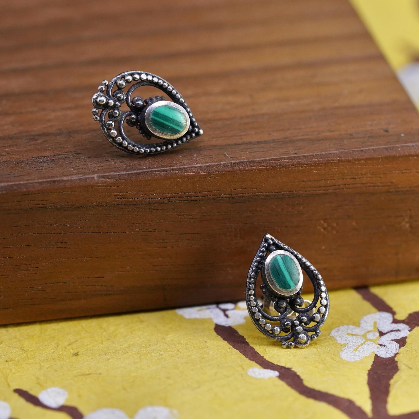 Vintage Sterling silver handmade earrings, 925 teardrop studs malachite inlay.