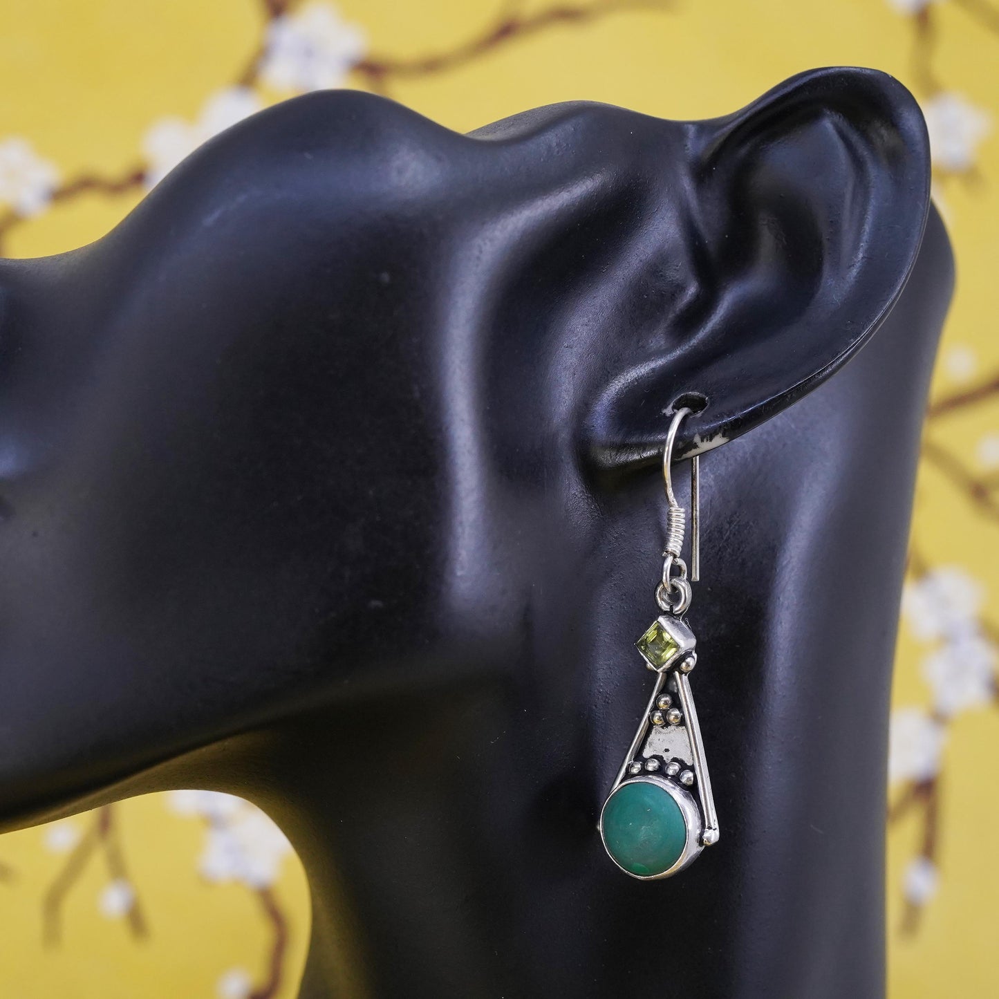 Vintage Sterling 925 silver handmade teardrop earrings with turquoise peridot