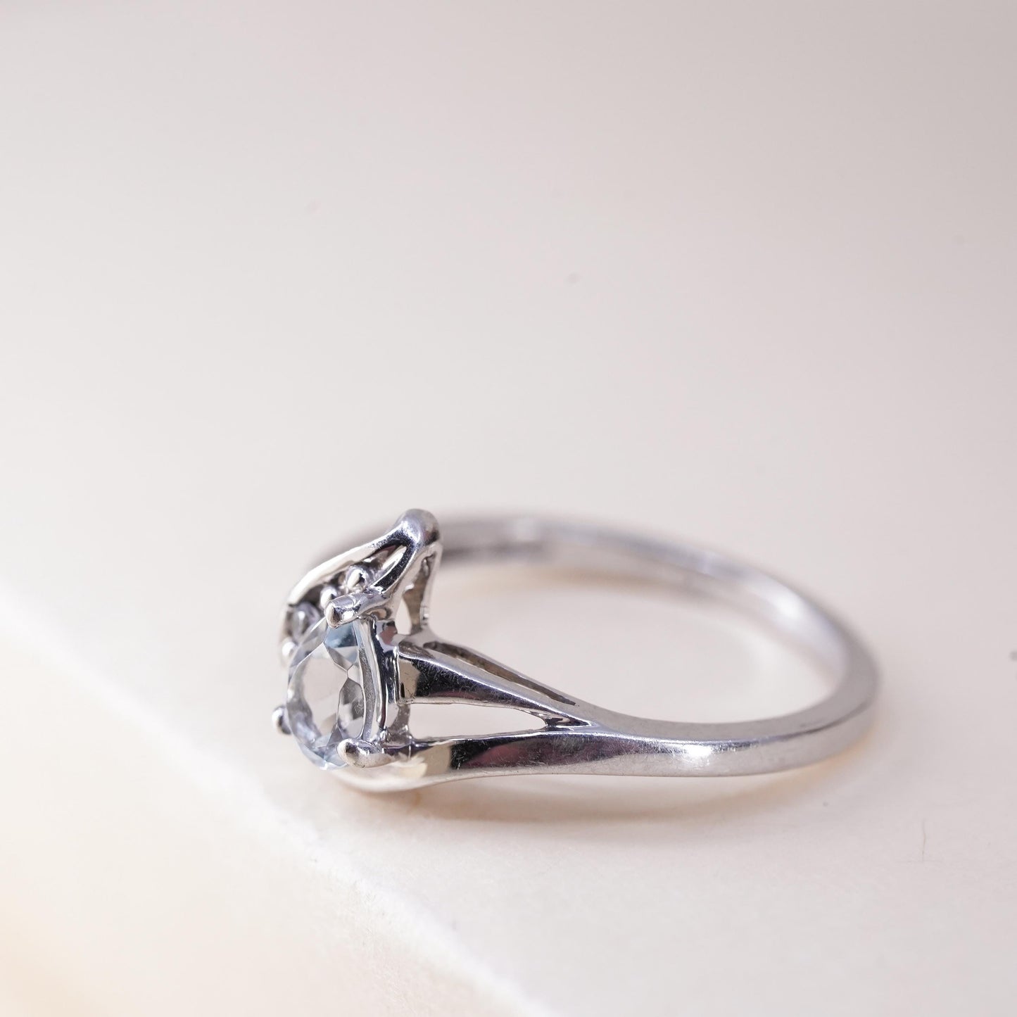 Size 7.5, vintage sterling 925 silver handmade ring with blue topaz diamonds