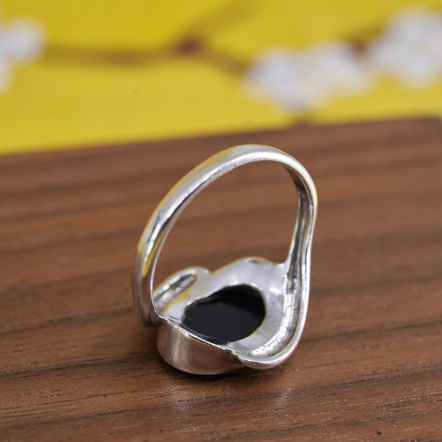 Size 6.75, vintage Sterling 925 silver handmade ring with oval onyx, stamped 925
