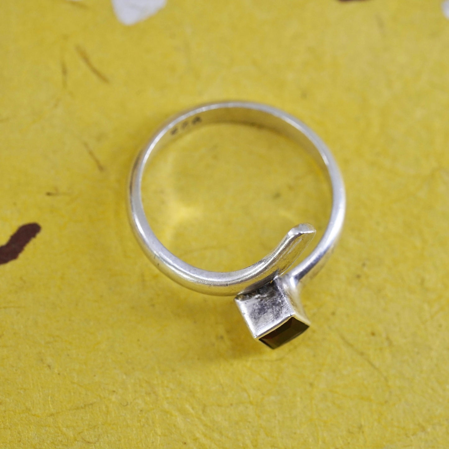 Size 7.25, vintage Sterling 925 handmade ring with garnet