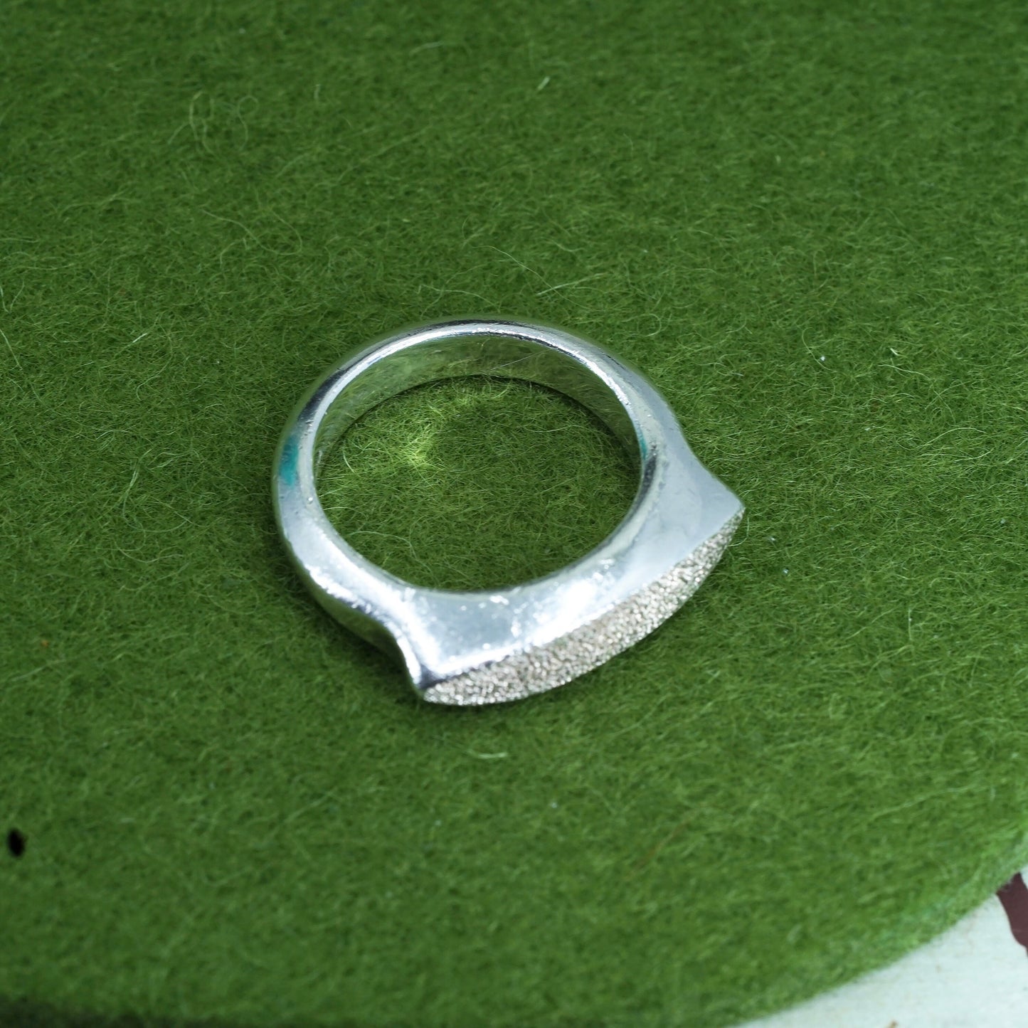 Size 9, vtg fine silver handmade statement ring, 999 stackable glittering band