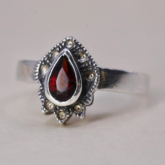 Size 6, Vintage Sterling 925 silver handmade ring with ruby and marcasite