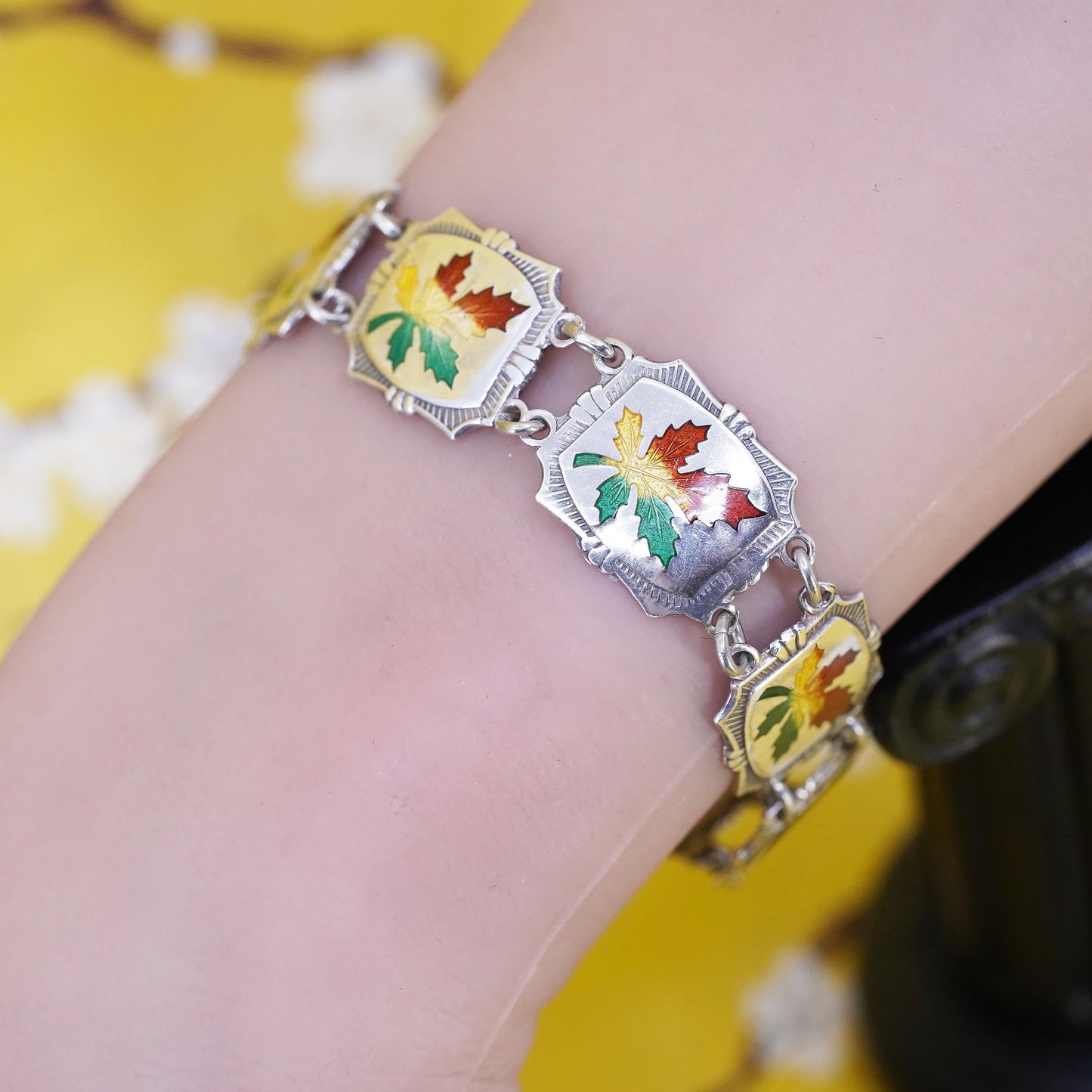 6.75”, vintage BMCO Sterling silver bracelet, 925 enamel maple leafy chain