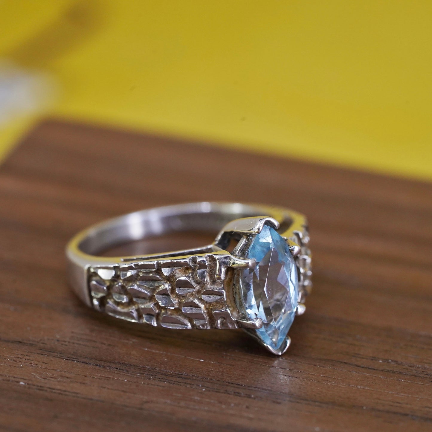 Size 5, vintage sterling 925 silver statement ring with blue topaz