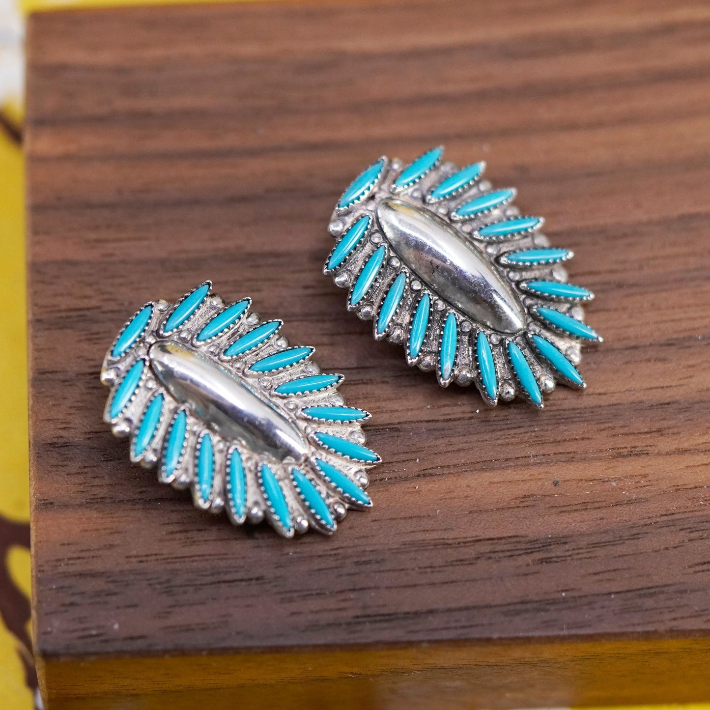 Native American Zuni Sterling 925 silver earrings, blast clip on with turquoise