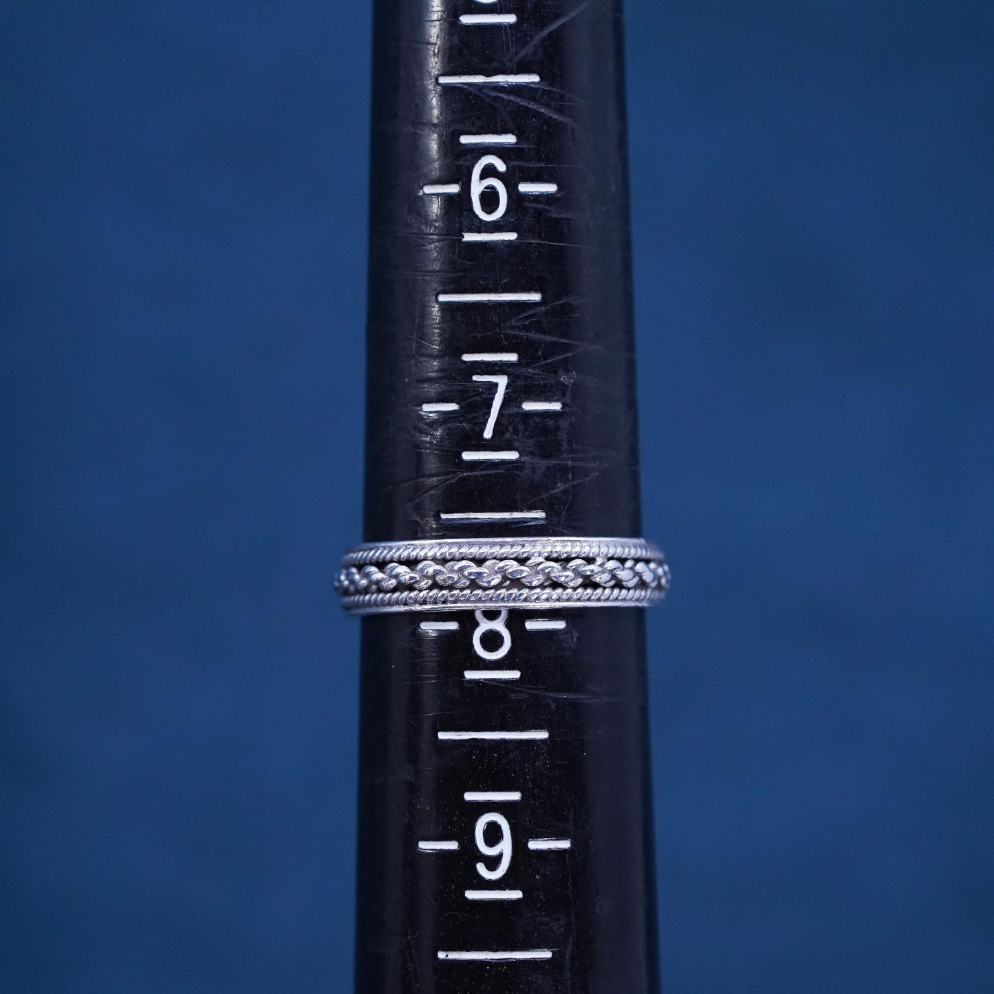 Size 7.5, vintage Sterling silver handmade ring, 925 cable band