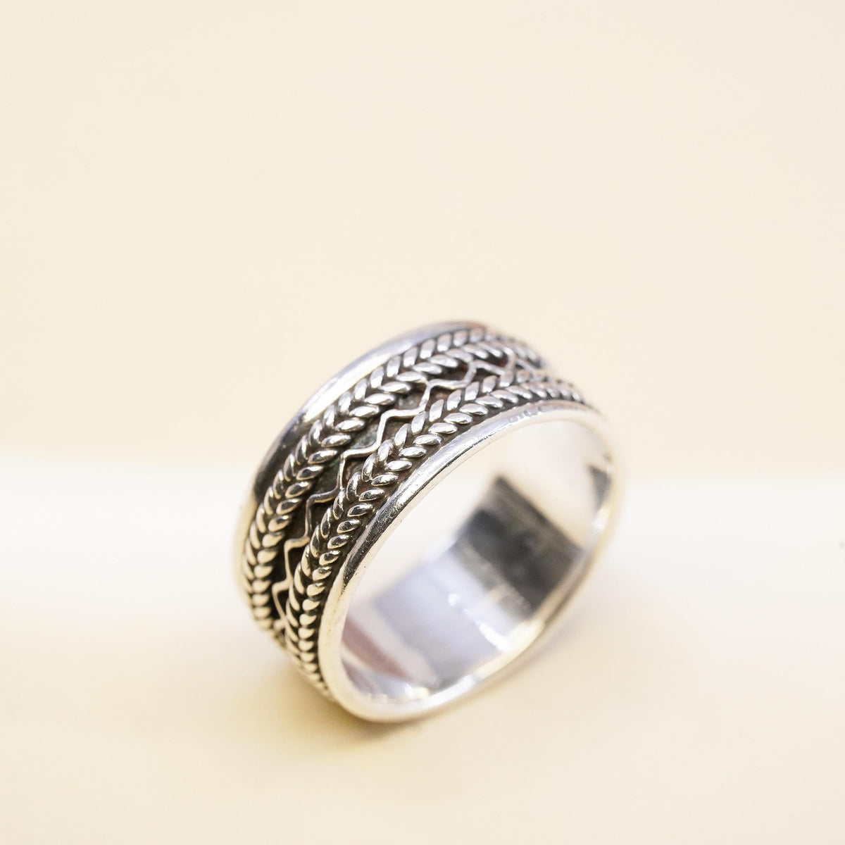 Size 6.75, vintage Sterling silver handmade ring, 925 woven braided cable band