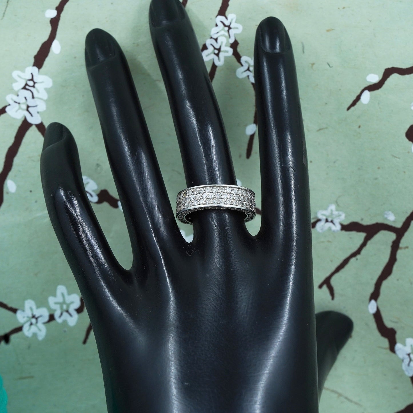 Size 7, vintage Sterling silver engagement ring, 925 band with cluster Cz