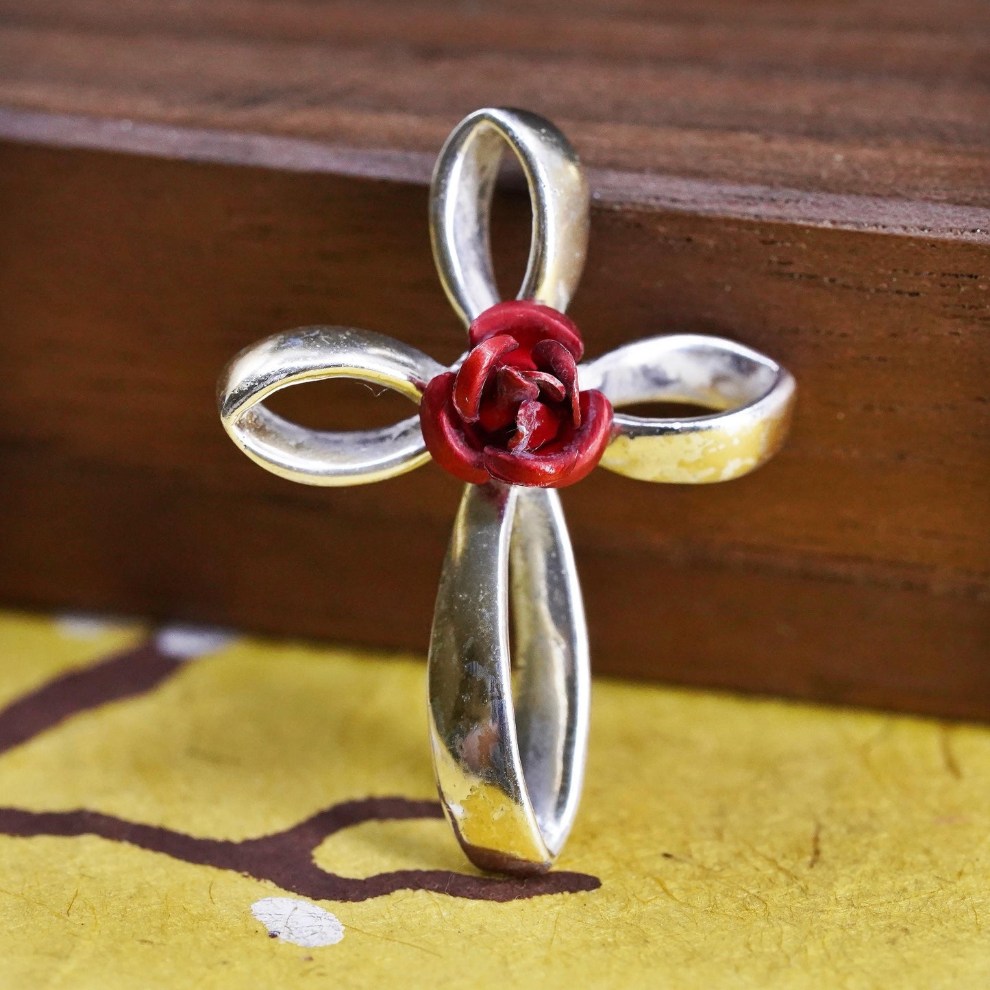 Vintage Sterling silver handmade pendant, 925 cross with rose flower