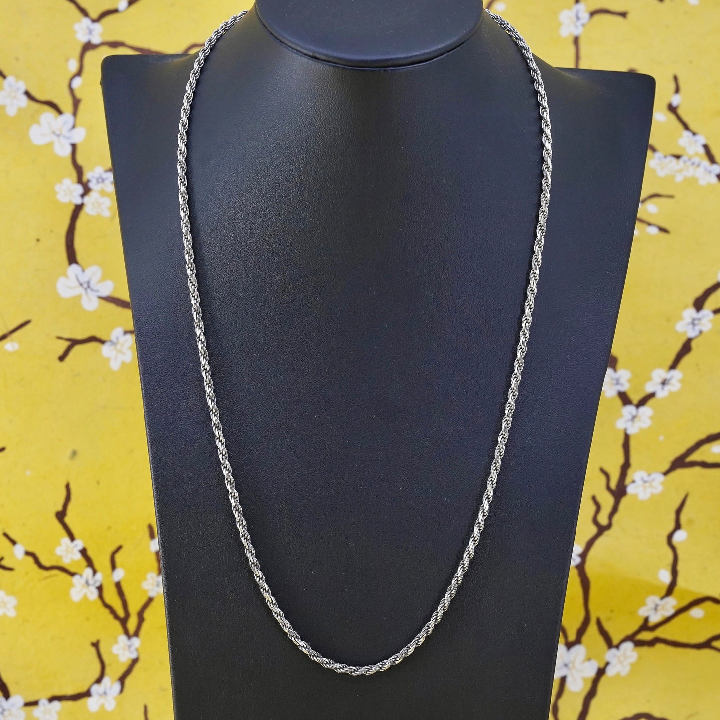 22", 3mm, vintage Sterling silver necklace, Italy 925 diamond cut rope chain