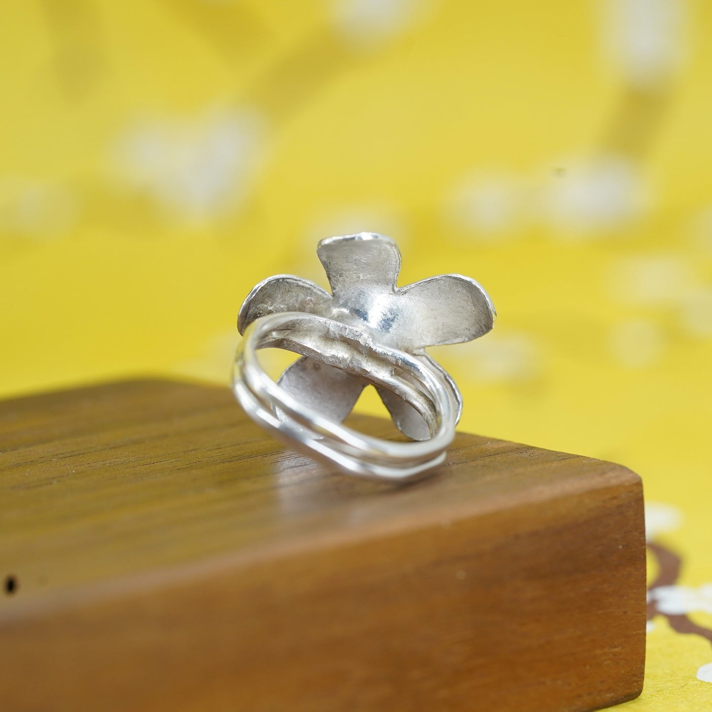 Size 8, vintage Sterling 925 silver handmade plumeria flower ring