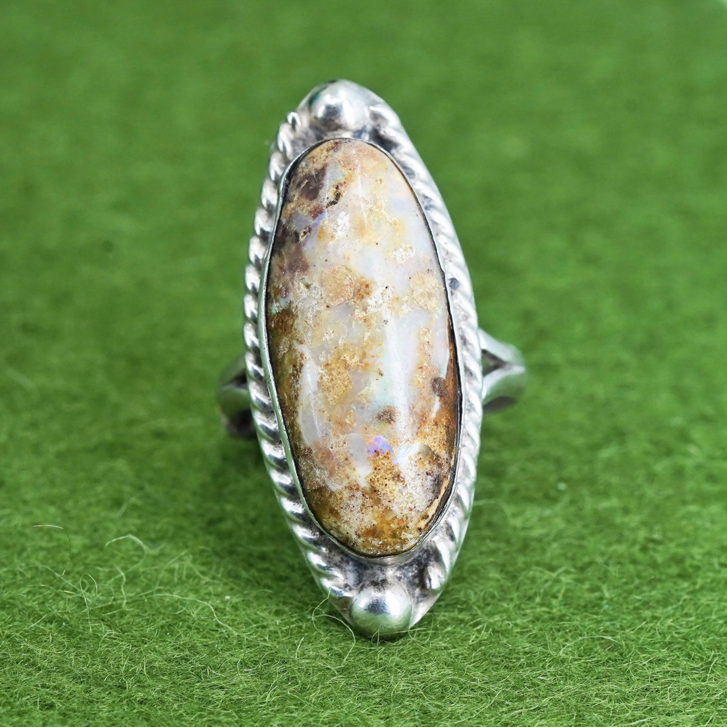 Size 4.25, VTG Southwestern sterling 925 silver handmade ring w/ orange agate