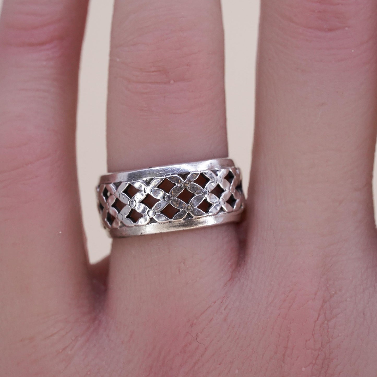 Size 6.75, VTG southwestern Sterling 925 silver ring band with woven texture