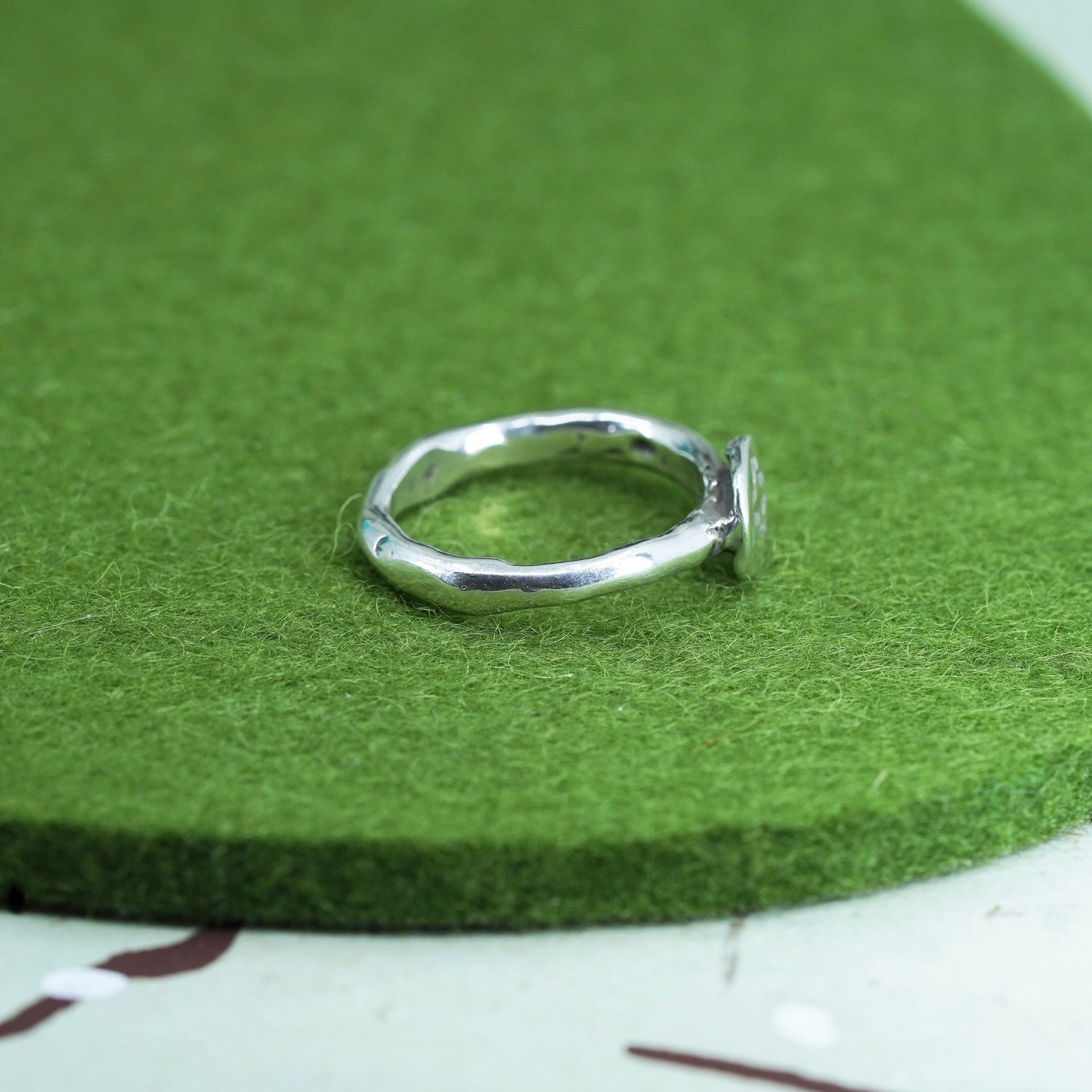 Size 7, Vintage Sterling silver handmade ring, stackable 925 cross band