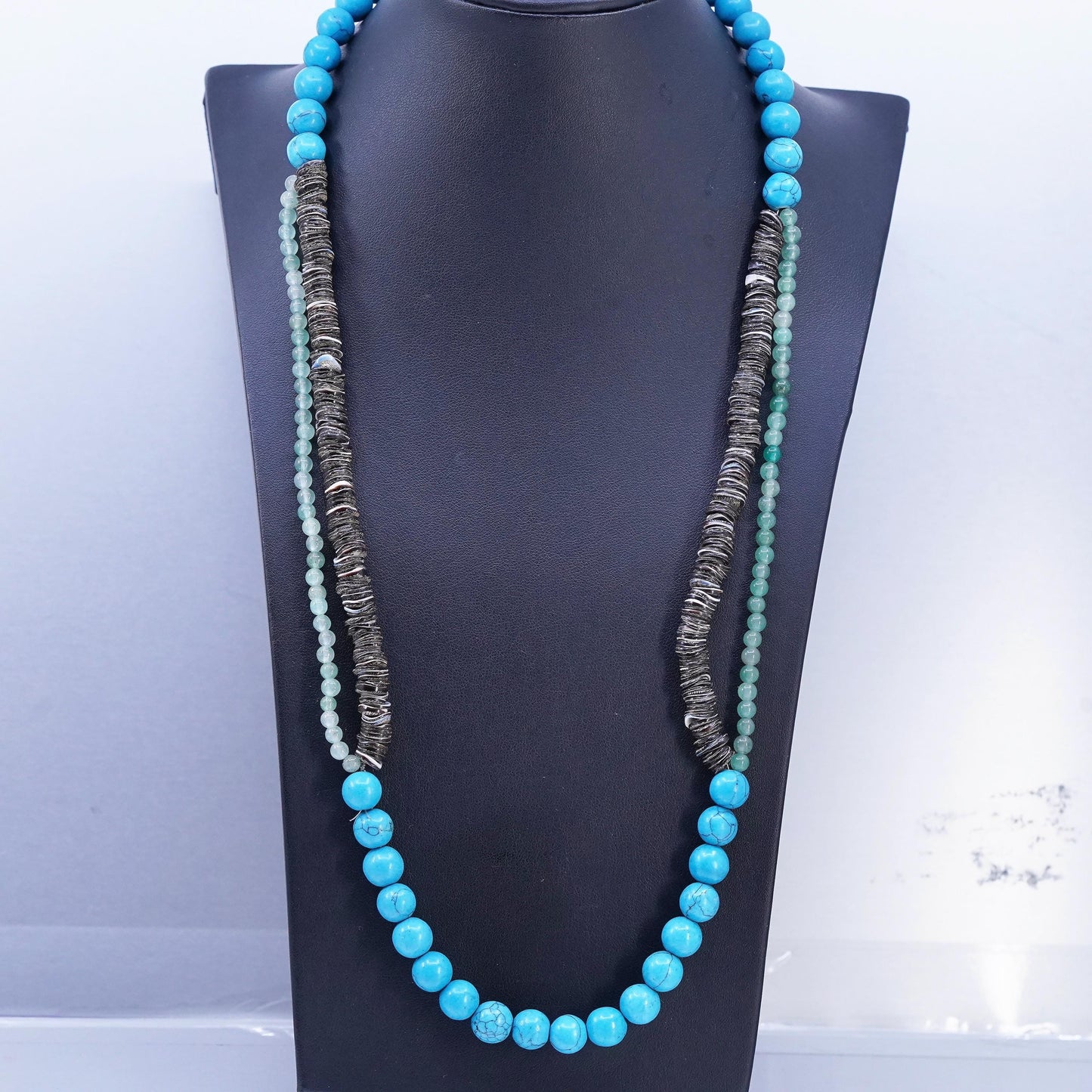 26", vintage Native American handmade heidhi necklace with turquoise beads and shell