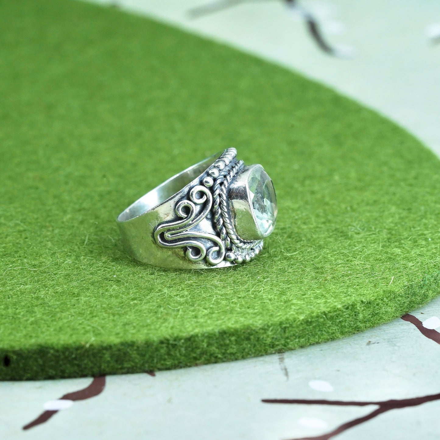 Size 7.25, Vintage sterling 925 silver handmade ring with aquamarine and beads
