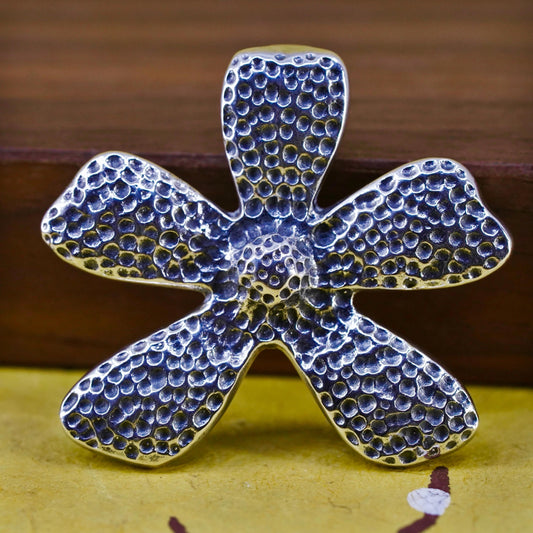 Vintage Silpada Daisy Hammered Flower 925 Sterling Silver Signed Pendant S1101