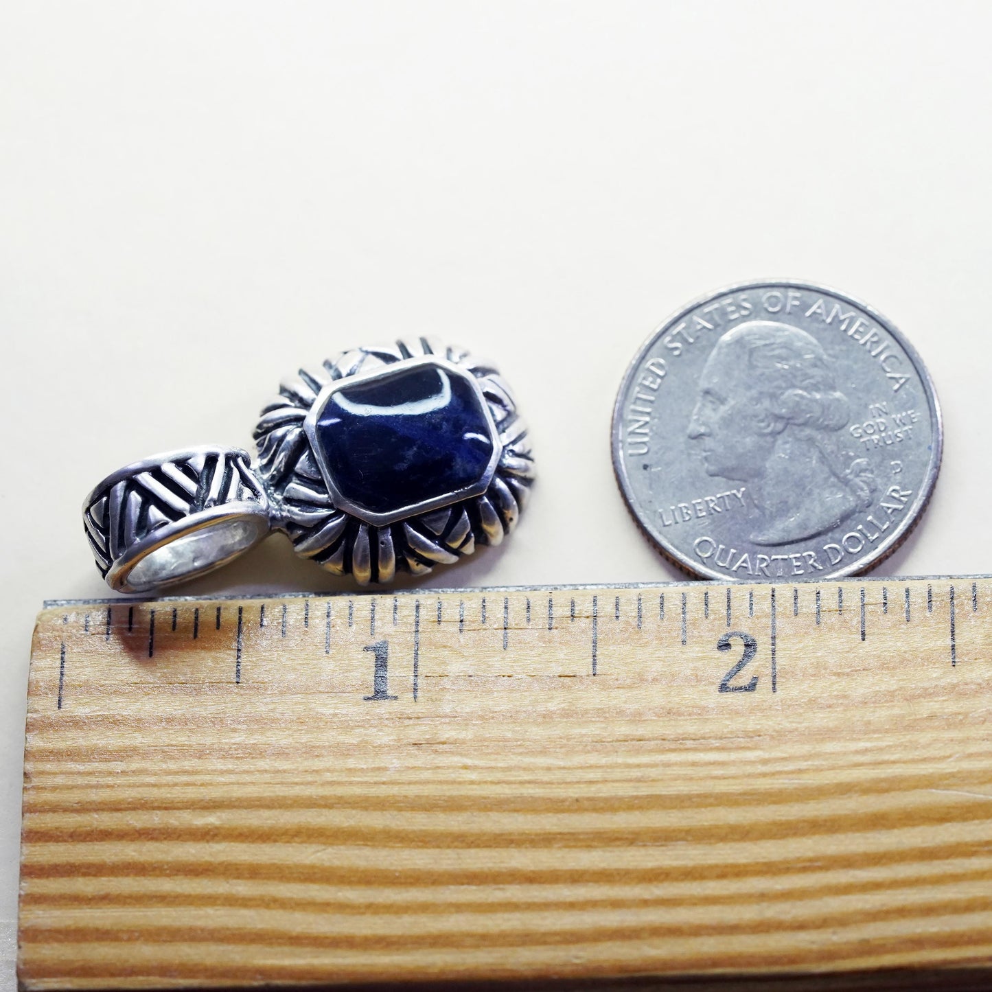 Vintage sterling 925 silver handmade textured pendant with sodalite