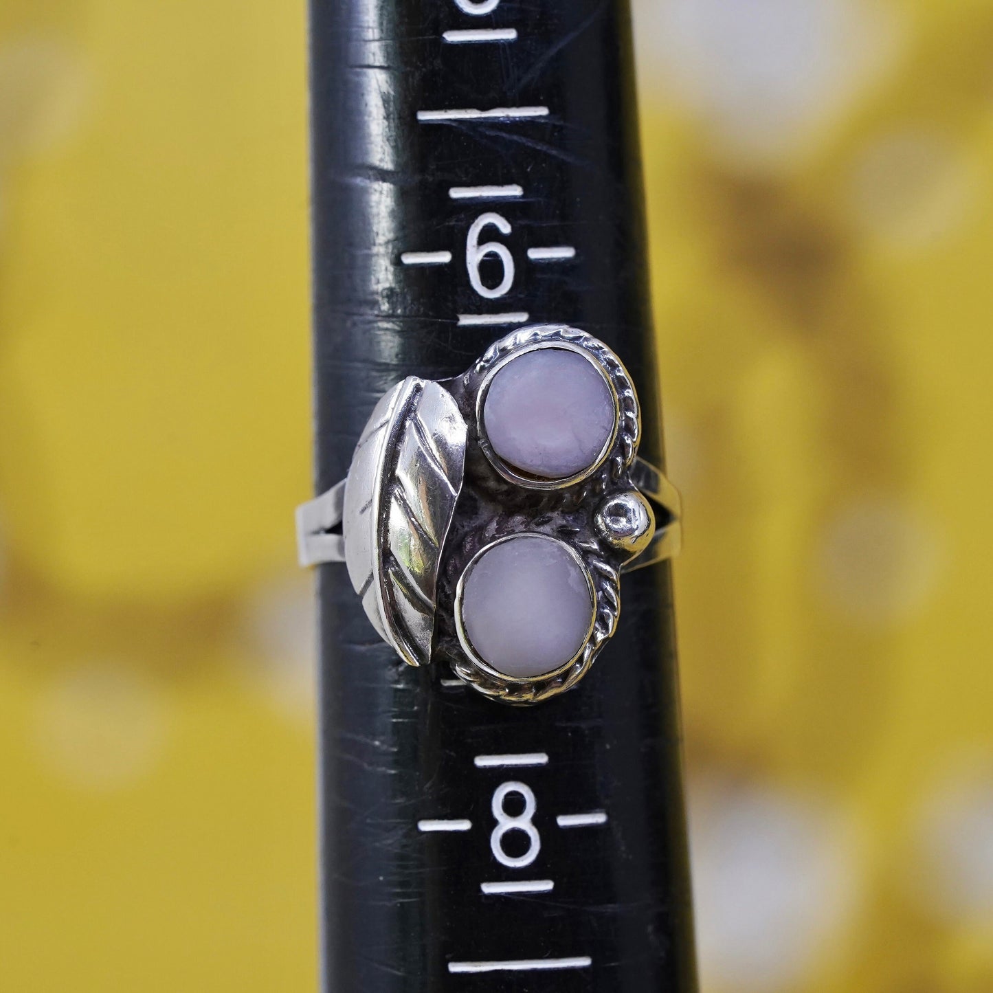 Size 7, mexican AGI Sterling 925 silver ring, jewelry, mother of pearl feather