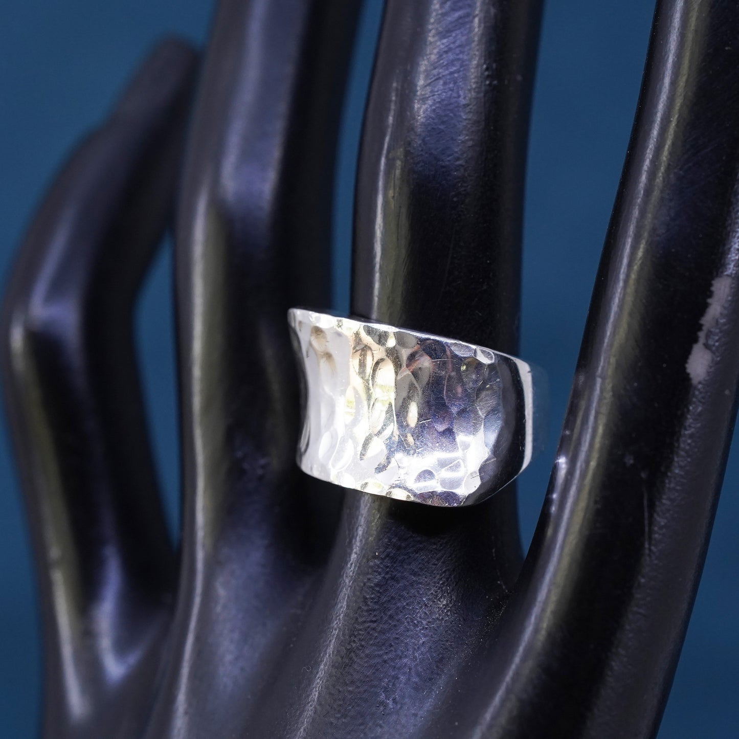 Size 6, mexico Sterling silver handmade ring, modern hammered 925 wide band