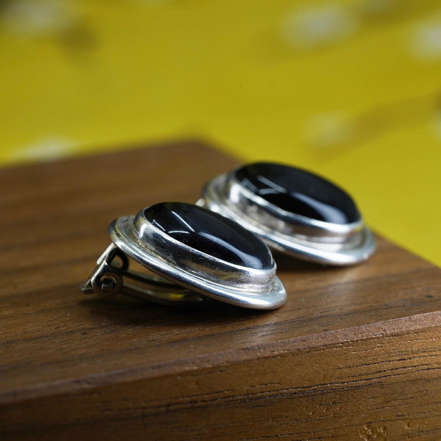 Native American Kewa Nelson Garcia Sterling earrings, 925 oval clip on onyx