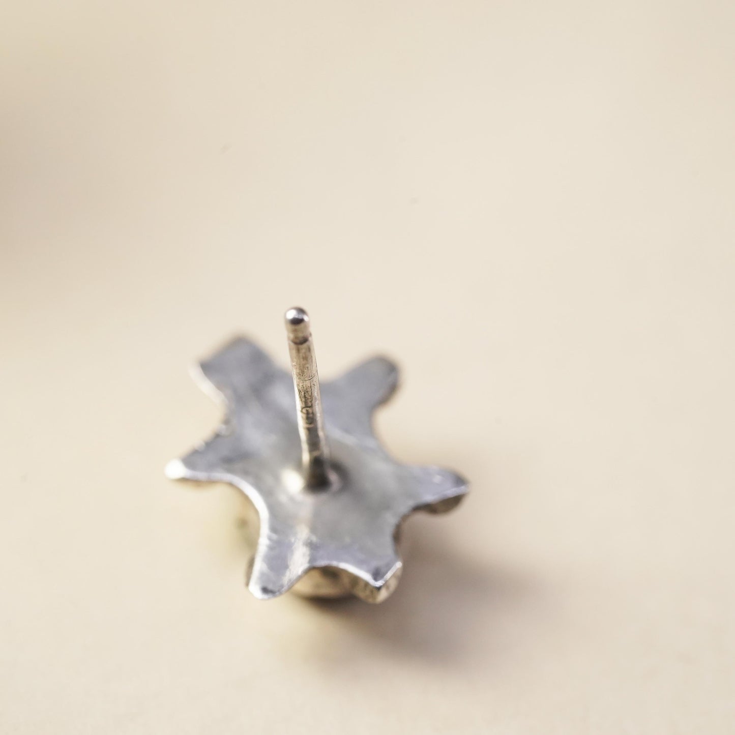 Vintage Sterling 925 silver handmade turtle stud with turquoise, single earring