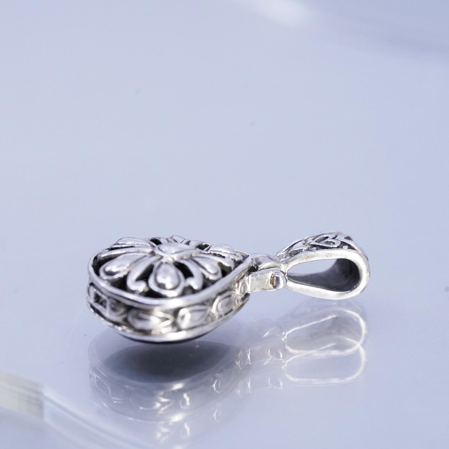 Vintage Bali sterling 925 silver double sided filigree teardrop pendant onyx