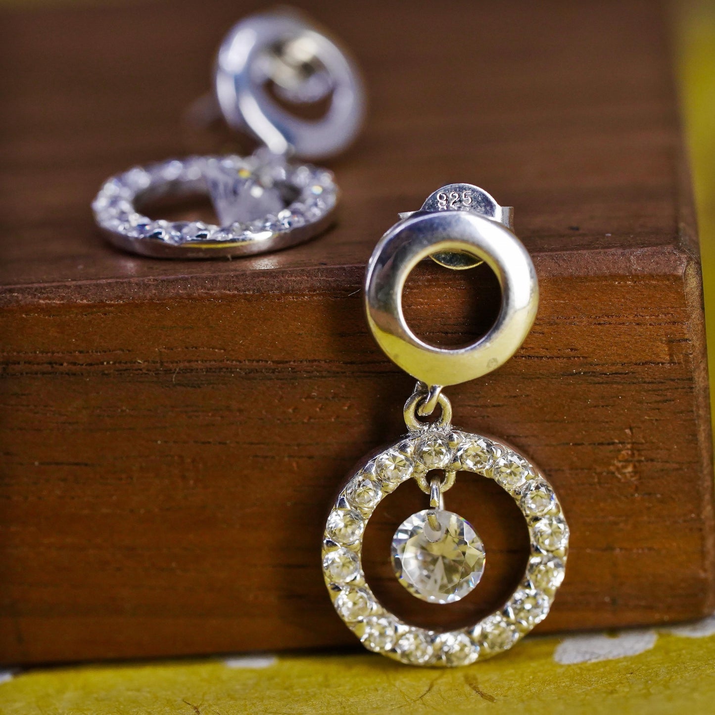 Vintage Elegant Sterling 925 silver earrings with cz circle dangles