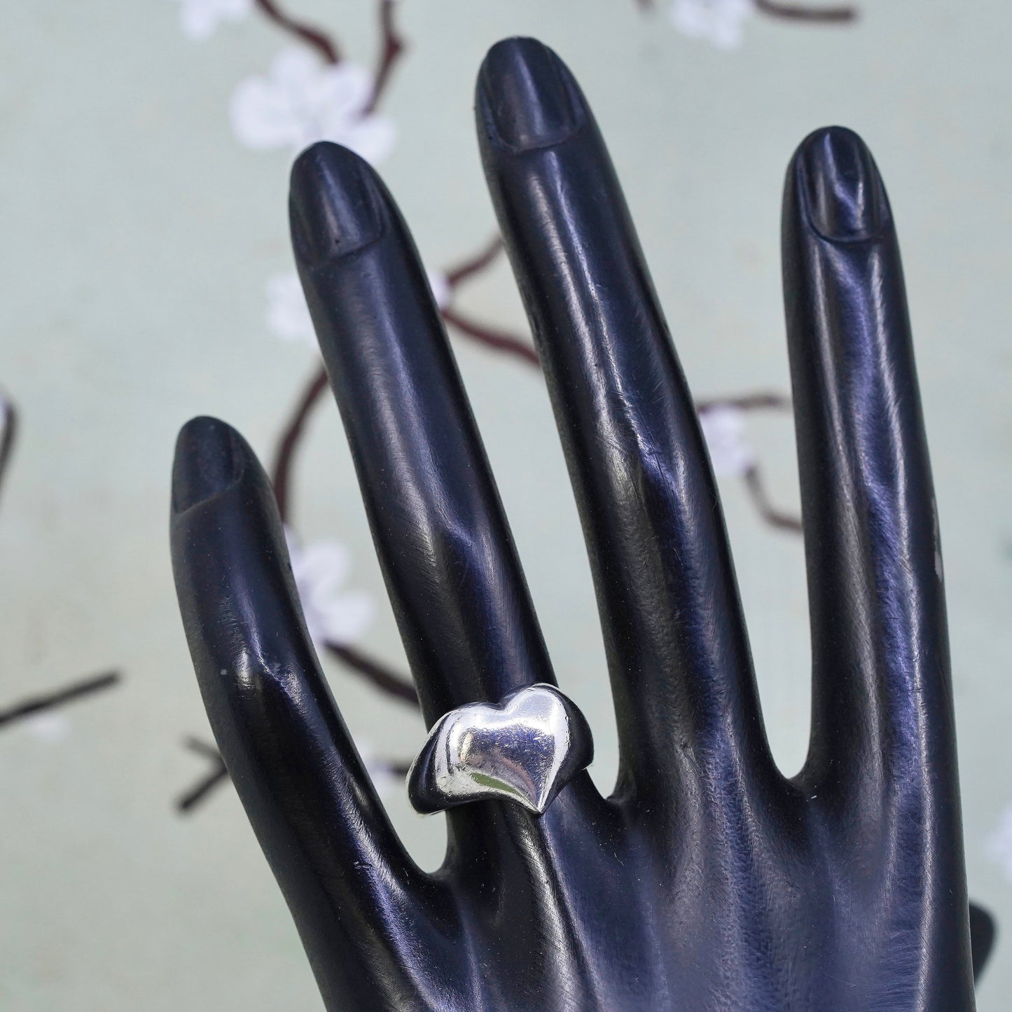 Size 7, Vintage sterling silver ring, Mexico 925 silver handmade heart band