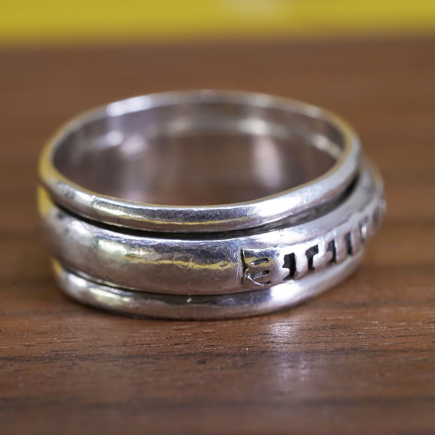 Size 8, vintage Sterling silver prayer ring, textured 925 spinner band