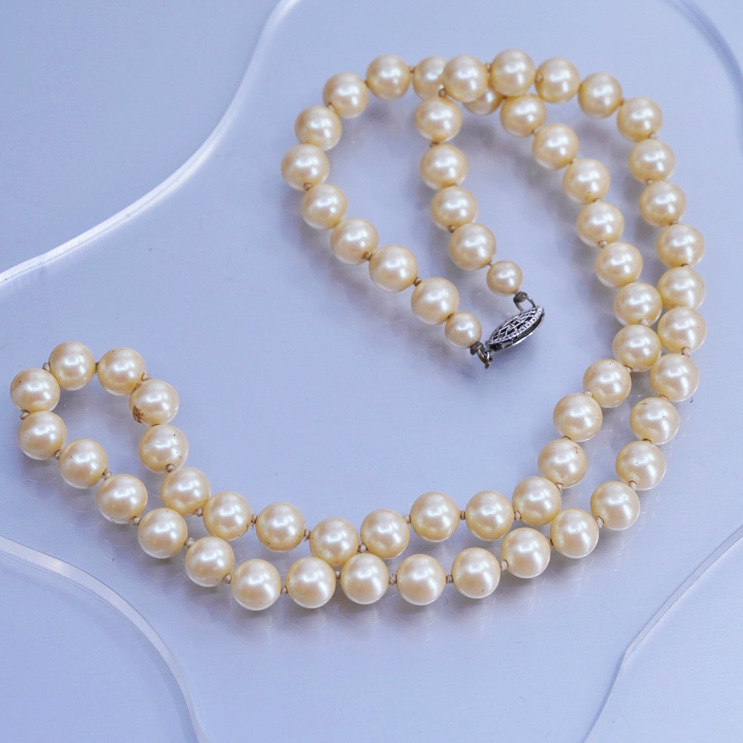 23”, vintage 1940s 8mm golden pearl necklace with Sterling 925 silver clasp