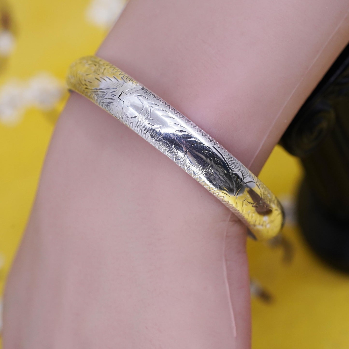 7.25", Sterling silver bracelet, textured 925 hinged bangle secure chain