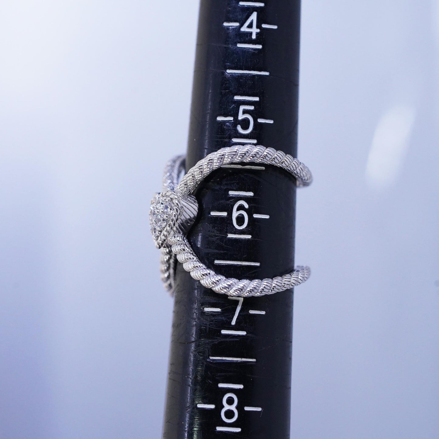 Size 6, VTG Judith Ripka sterling silver Crisscross cable ring, X ring cz heart