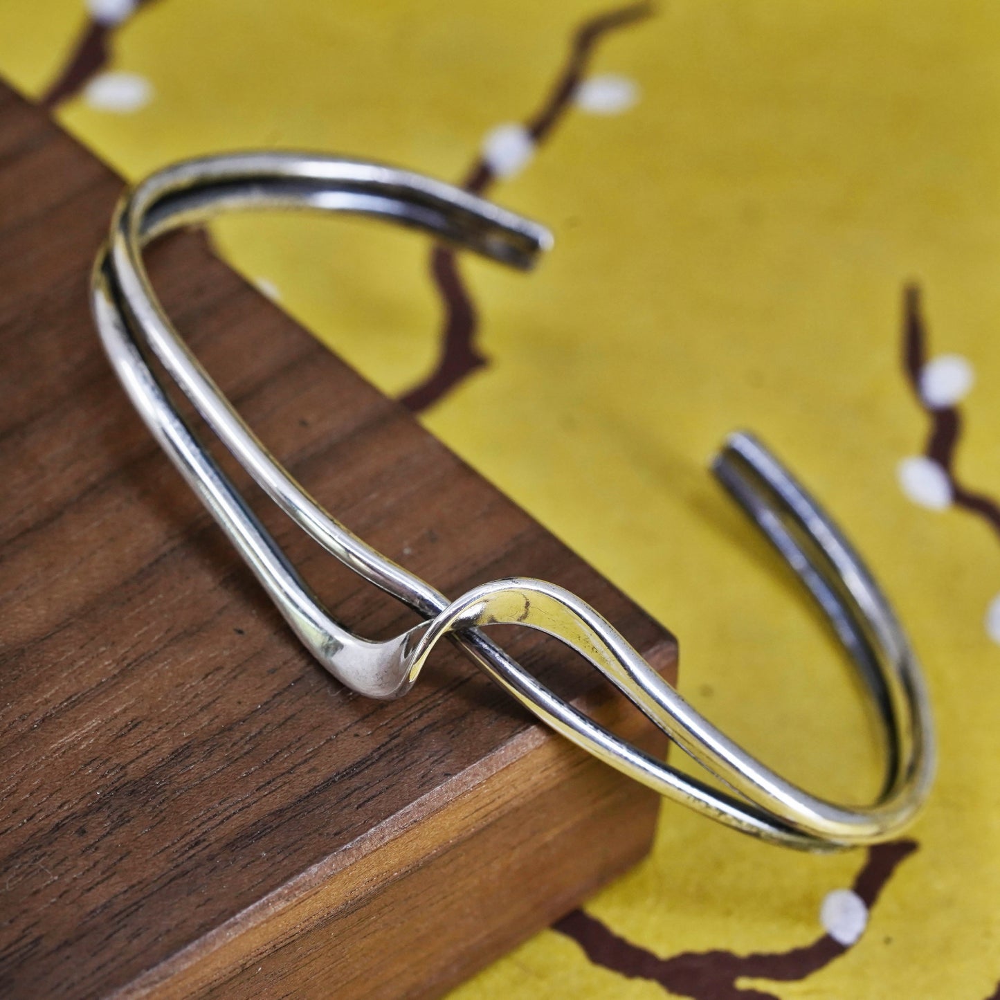 6", Vintage southwestern Sterling silver handmade bracelet, 925 twisted cuff