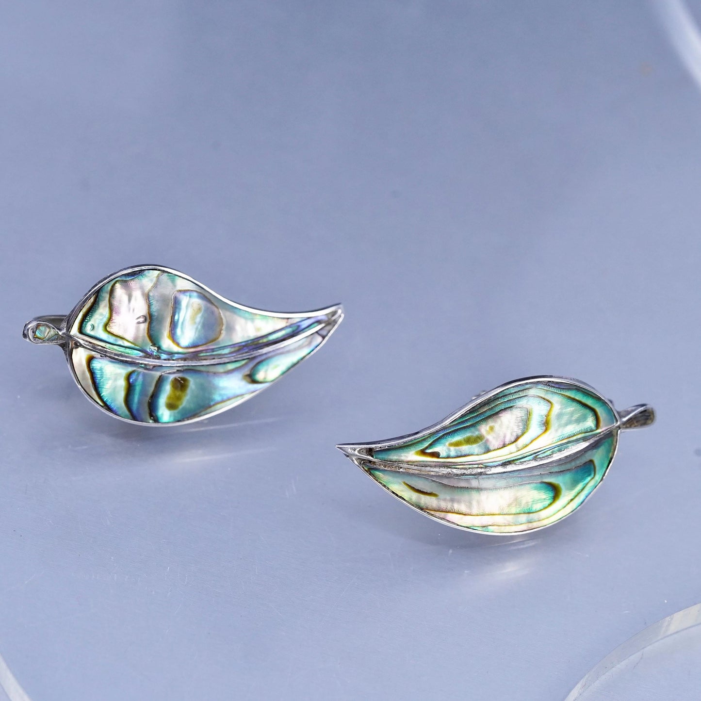 VTG Mexican ECC Sterling 925 silver handmade earrings, leaf screw back abalone