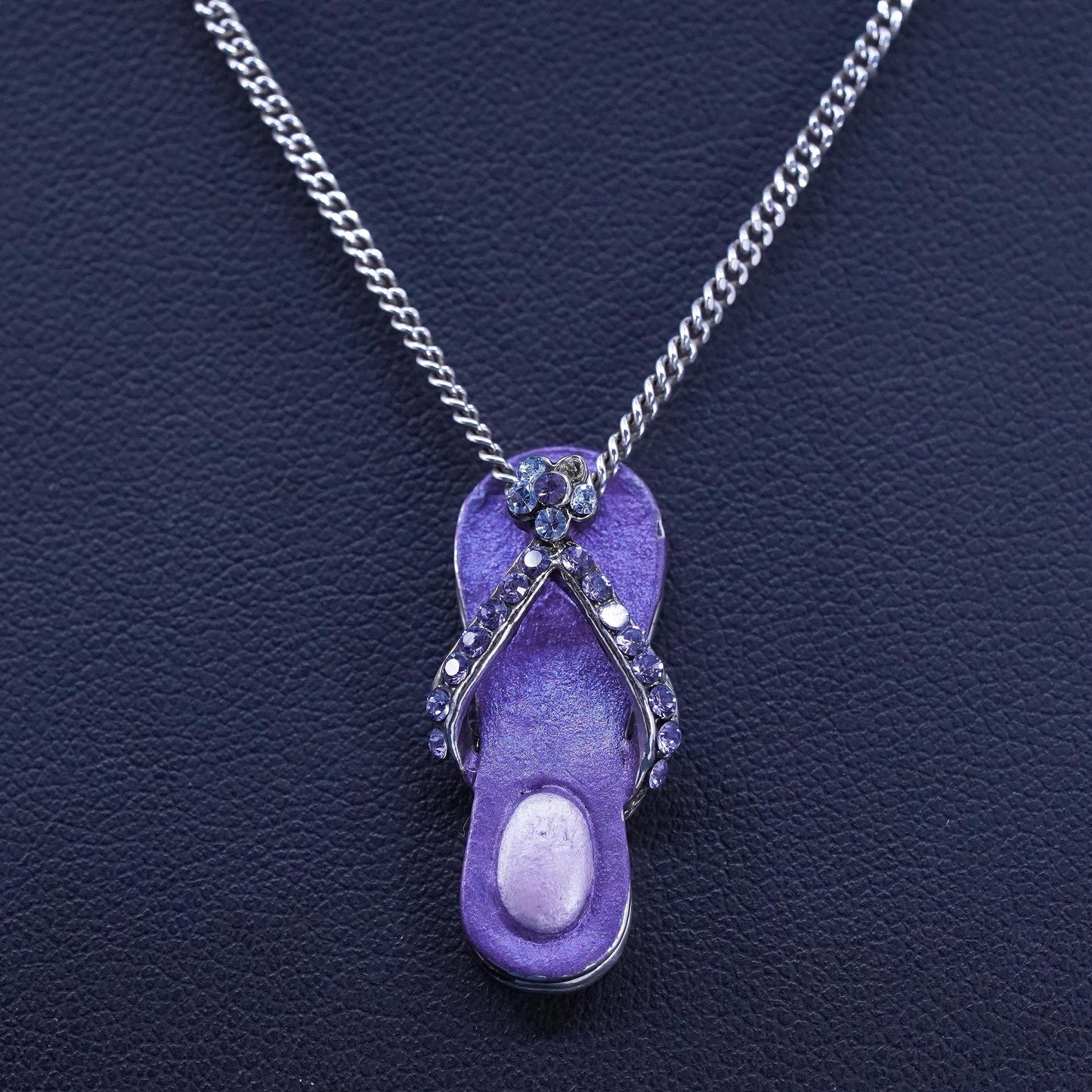 16”, VTG Sterling silver necklace, 925 curb chain purple enamel sandal pendant