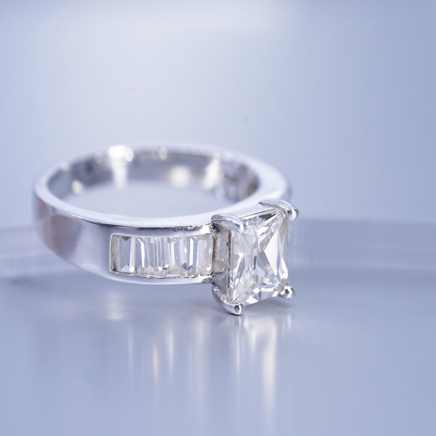 Size 8.25, vintage Sterling 925 silver statement engagement ring w/ cluster Cz
