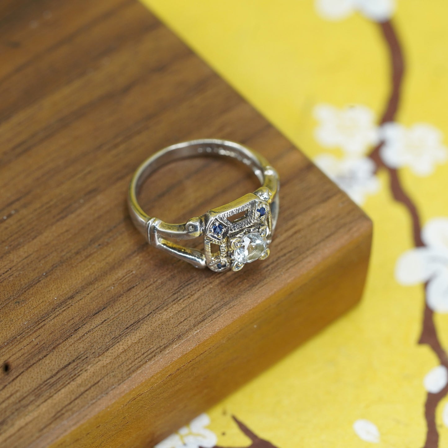 Size 8, vintage Sterling silver 925 engagement ring with cz