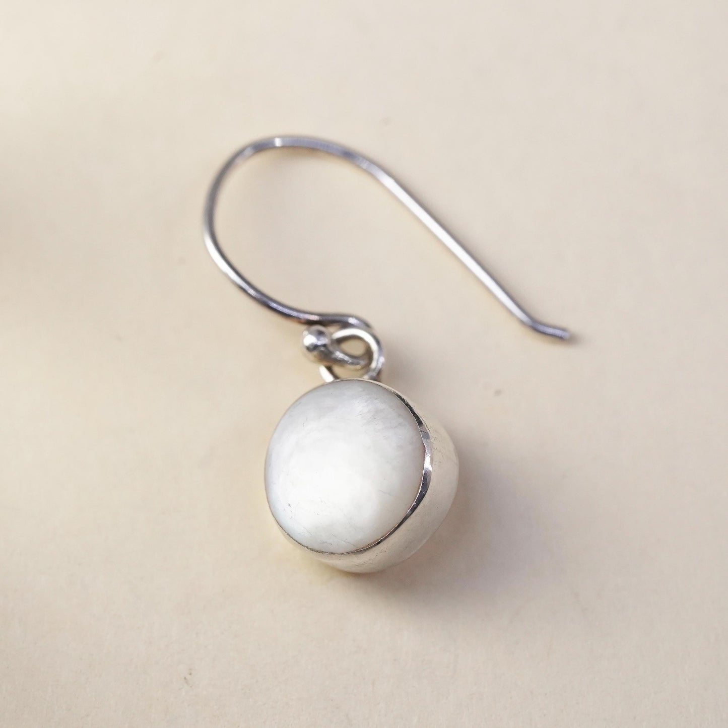 Vintage sterling 925 silver handmade single earring with mother of pearl dangle