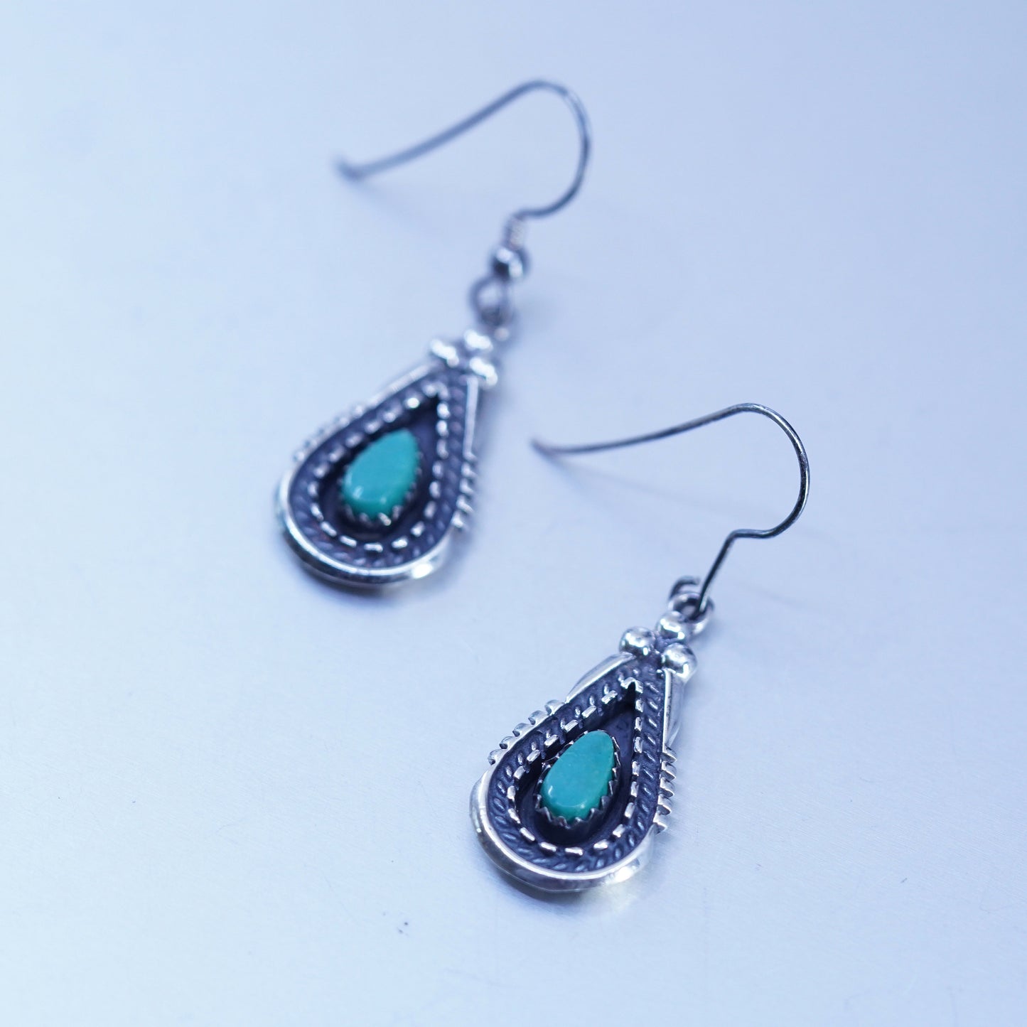 Native American Navajo sterling 925 silver handmade teardrop earrings turquoise